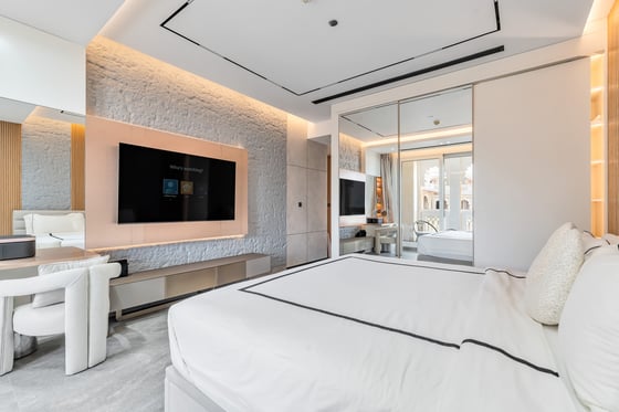 Exclusive Sea Views | Renovated Ultra-Luxury Smart Home, picture 15
