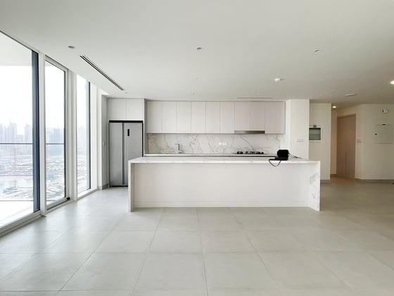 Stunning View | Massive Size | Equipped Kitchen, picture 3