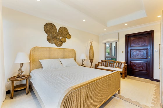 Furnished I Private Beach and Pool | Vacant, picture 10
