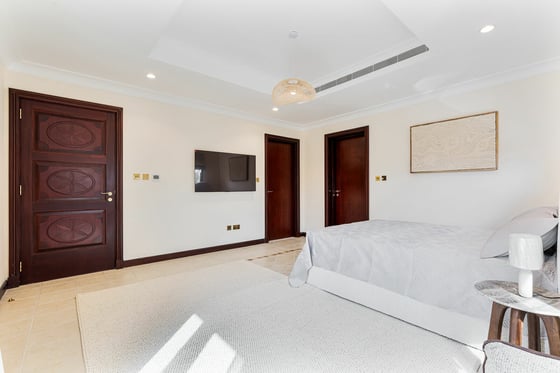 Furnished I Private Beach and Pool | Vacant, picture 9