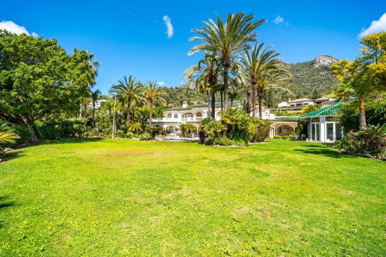 Elegant Estate in Cascada de Camoján with 3 Villas gated, picture 20