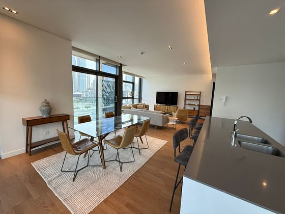Vacant | Burj Khalifa View | Upgraded | Furnished, picture 2