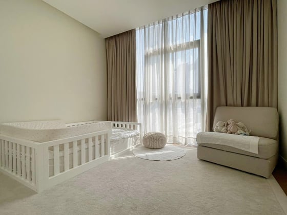 Vacant | Burj Khalifa View | Upgraded | Furnished, picture 9