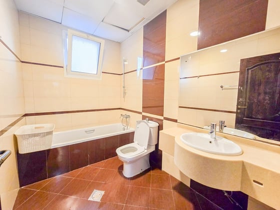Exclusive Family Villa in local's community | Vacant, picture 17