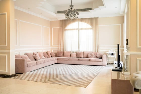 Exclusive Family Villa in local's community | Vacant, picture 2