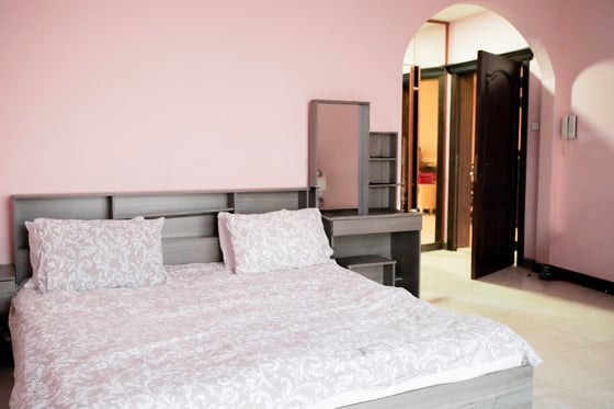 Exclusive Family Villa in local's community | Vacant, picture 15