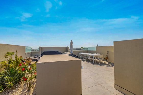 Fully furnished / Landscaping / Private Elevator, picture 19