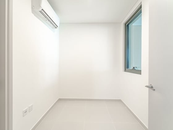 CORNER | SKY LIGHT LAYOUT | FACING PARK., picture 5