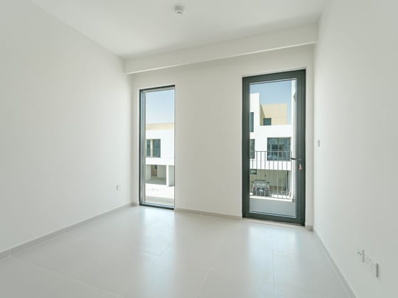 CORNER | SKY LIGHT LAYOUT | FACING PARK., picture 10