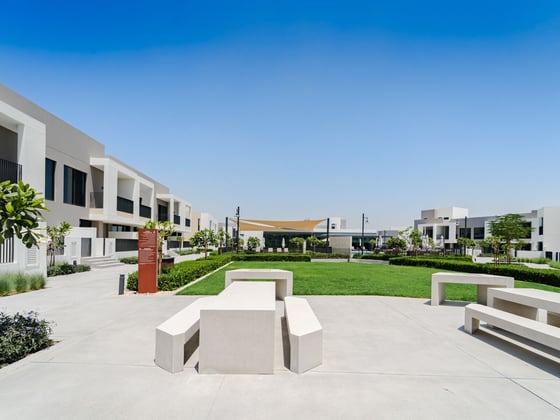CORNER | SKY LIGHT LAYOUT | FACING PARK., picture 15