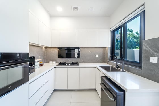 Upgraded | Fully Furnished | Greenbelt.., picture 9