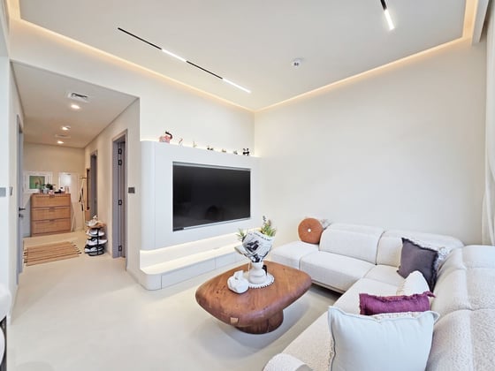 Prime Location | Upgraded | Single Row.., picture 1