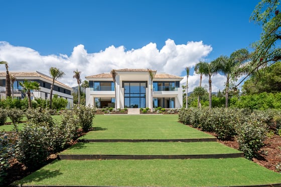 STUNNING VILLA BY TOBAL ARQUITECTOS IN ROCÍO DE NAGÜELES, picture 18