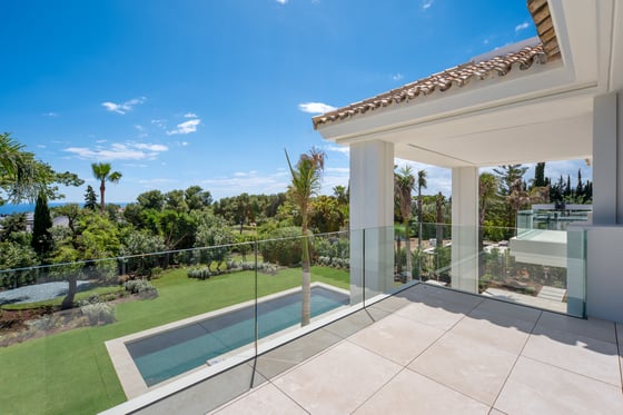 STUNNING VILLA BY TOBAL ARQUITECTOS IN ROCÍO DE NAGÜELES, picture 17