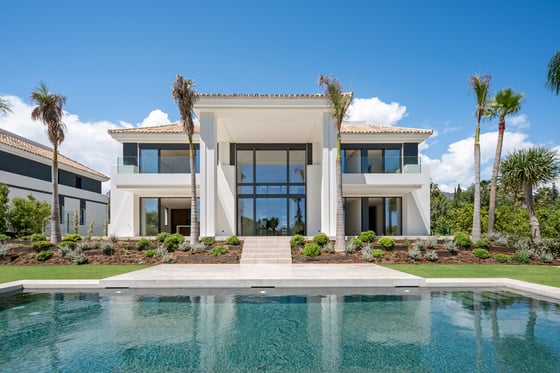 STUNNING VILLA BY TOBAL ARQUITECTOS IN ROCÍO DE NAGÜELES, picture 1