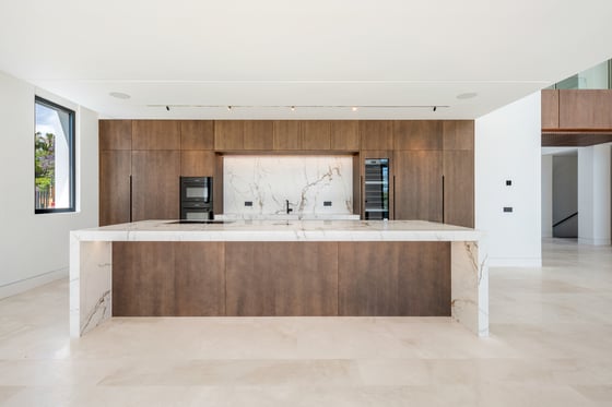 STUNNING VILLA BY TOBAL ARQUITECTOS IN ROCÍO DE NAGÜELES, picture 6