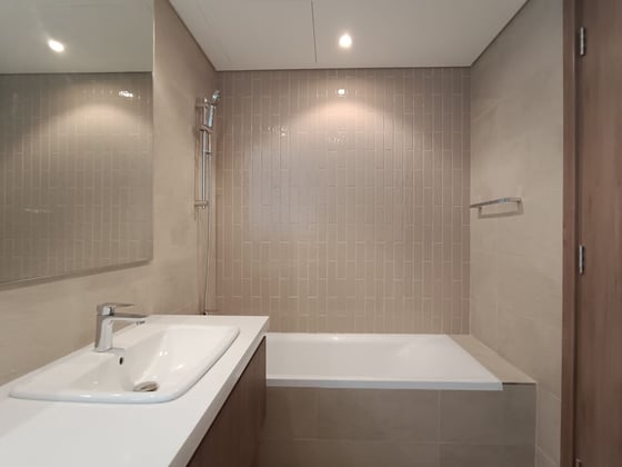 Prime Location | Near Amenities | Gated Community, picture 9