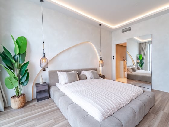 Architect Designed Residence | Panoramic 360 Views, picture 4