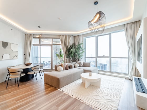 Architect Designed Residence | Panoramic 360 Views, picture 1