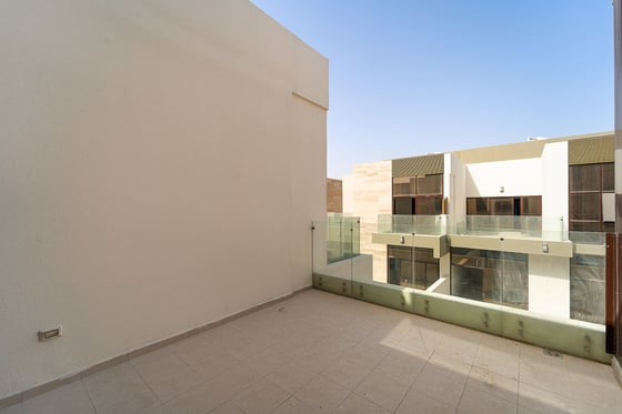 Next to Pool & Park | Motivated Seller | Branded, picture 6