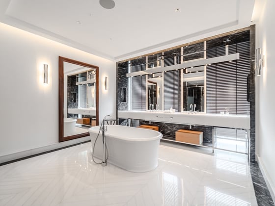 Never Lived In | Burj & Canal View | Best Price PSF, picture 5