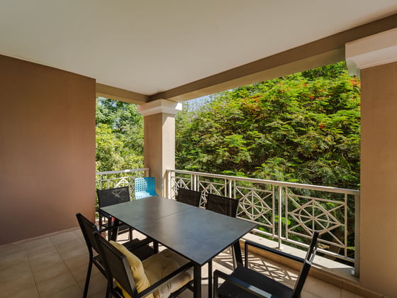 Stunning |  Fully Upgraded | Garden View, picture 2