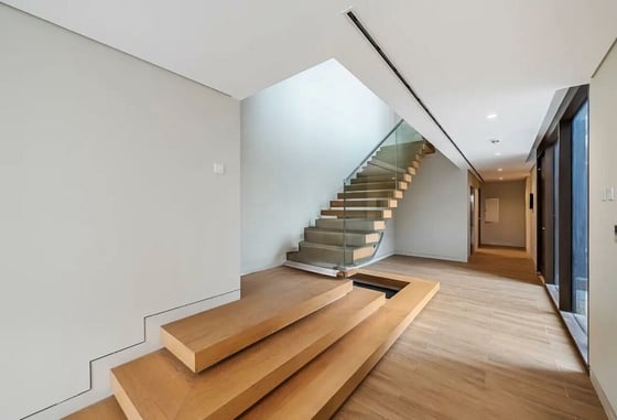 One of the Largest Landscaped Plot | Corner Unit, picture 3