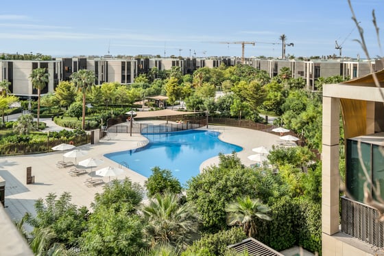 One of the Largest Landscaped Plot | Corner Unit, picture 1