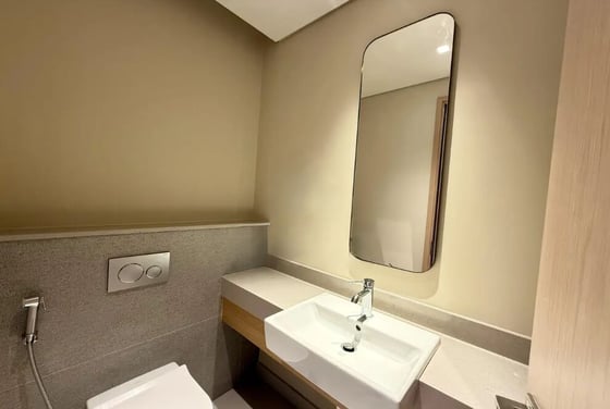 Best Priced | Vacant | Direct Mall Access, picture 10