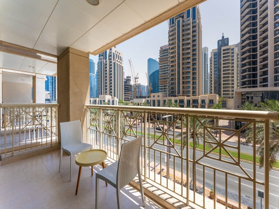 Boulevard View | Low Floor | Spacious Layout, picture 1