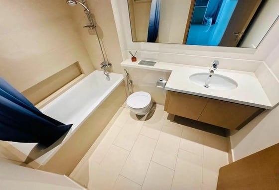 High Floor | Desirable Layout | Water View, picture 13