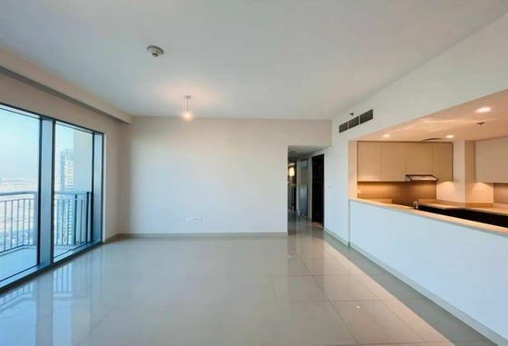 High Floor | Desirable Layout | Water View, picture 4