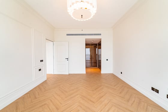 Vacant | Upgraded 3BR | Water & Burj View, picture 8