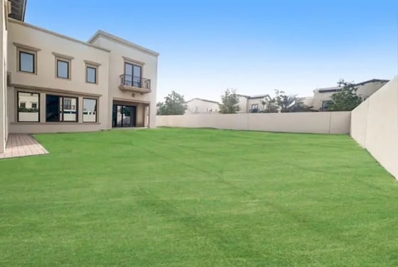 Double Ceiling | Corner Plot | Rare Four Bedroom plus Study, picture 11