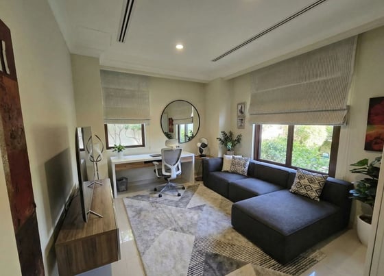 Double Ceiling | Corner Plot | Rare Four Bedroom plus Study, picture 7