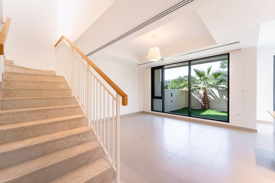 Corner Unit | Vacant on Transfer | Greenbelt Backing, picture 6