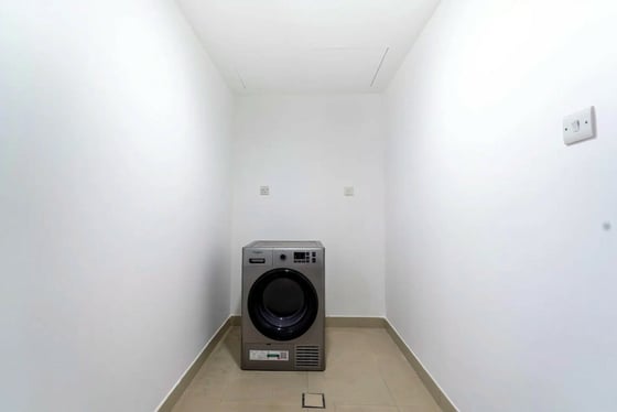 Vacant Soon | Double Garage | Direct Park Access, picture 16