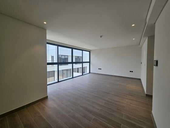 Spacious | Modern | Brand New | View Today, picture 7