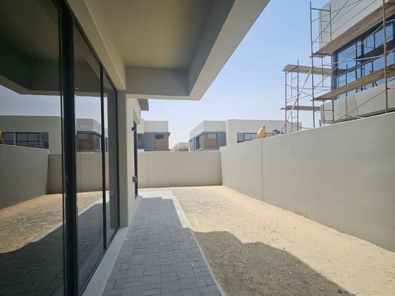 Spacious | Modern | Brand New | View Today, picture 11