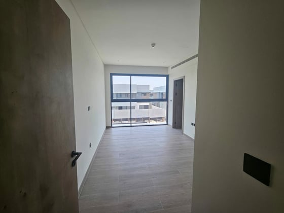 Spacious | Modern | Brand New | View Today, picture 24