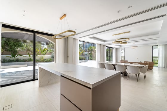 Fully Upgraded | Vacant On Transfer | Must See, picture 7