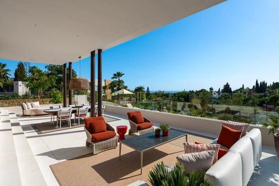 An exceptional contemporary residence located in Benahavis, picture 2