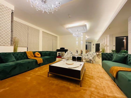 RARE DUPLEX PENTHOSUE | HUGE LAYOUT | BEST PRICED PENTHOUSE, picture 1