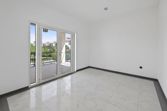 Prime Equestrian Living | Exceptional 4BR + Maid's For Rent, picture 7