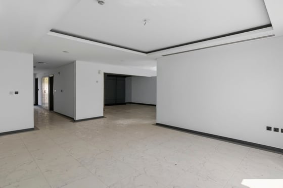 Prime Equestrian Living | Exceptional 4BR + Maid's For Rent, picture 8