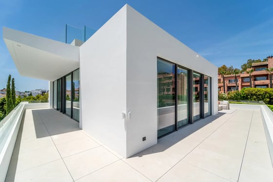 Contemporary Elegance in the Heart of Marbella’s Golden Mile, picture 27