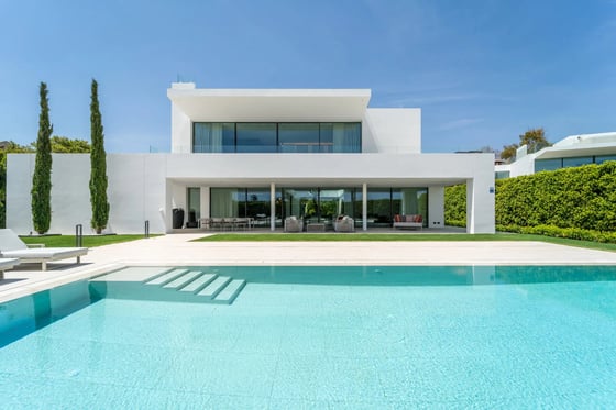 Contemporary Elegance in the Heart of Marbella’s Golden Mile, picture 1