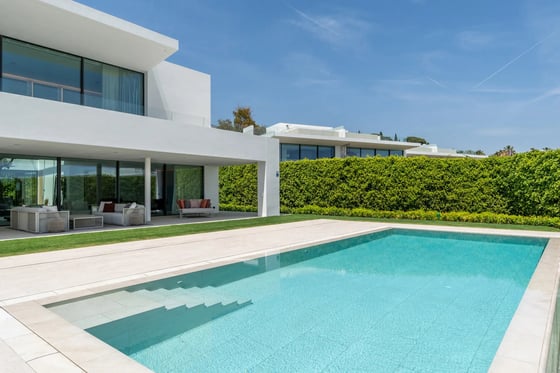Contemporary Elegance in the Heart of Marbella’s Golden Mile, picture 2