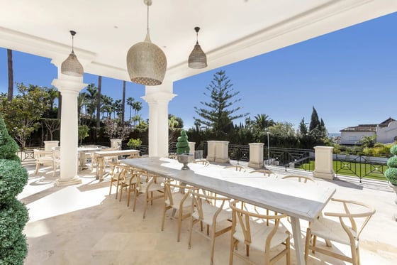 Villa in Marbella Golden Mile, Marbella With 24h Security, picture 8