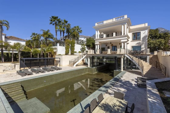 Villa in Marbella Golden Mile, Marbella With 24h Security, picture 3